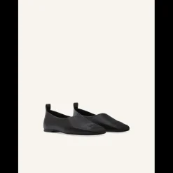 COURREGES