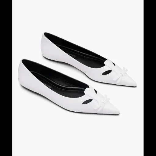 MARC JACOBS