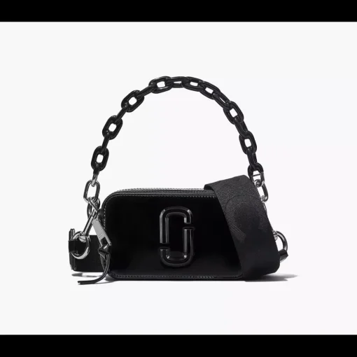 MARC JACOBS