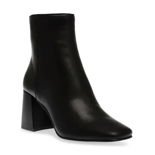 STEVE MADDEN